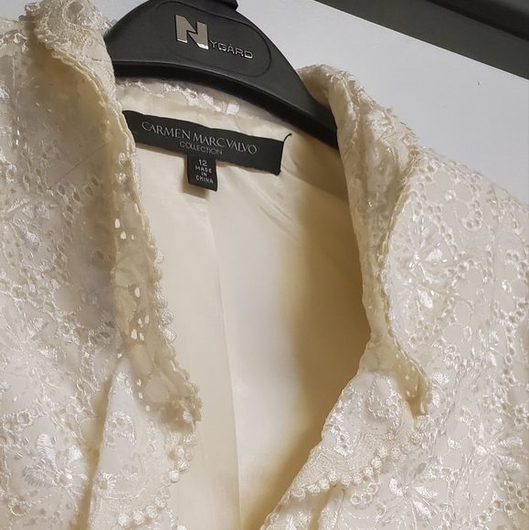 Vintage Carmen Marc Valvo Evening Jacket White Lace, Beaded & Sequin 12 - Picture 5 of 10